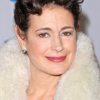 sean-young